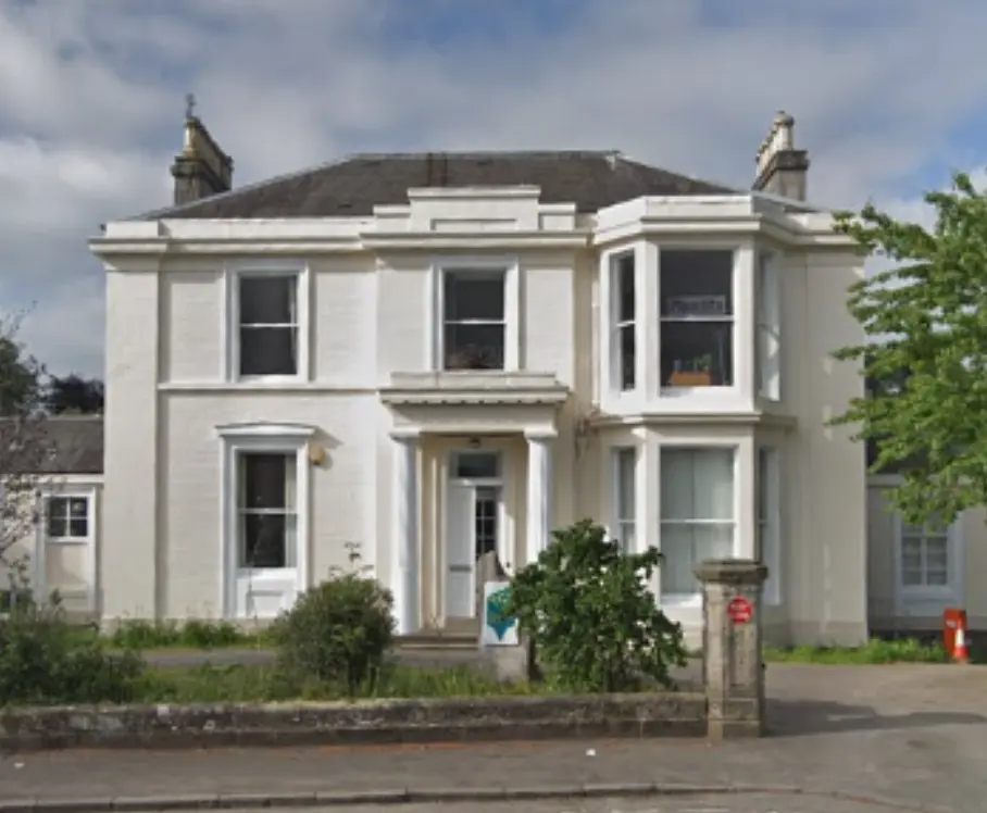 Susannah Ramsay Therapy Front Of Building